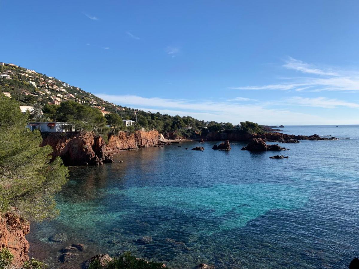 Appartement Vue Mer Domaine Arbore Saint-Raphael  Bagian luar foto